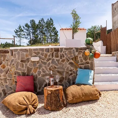 Casa Alfambras - In By Lisbeyond بيت للعطل ألخيزور