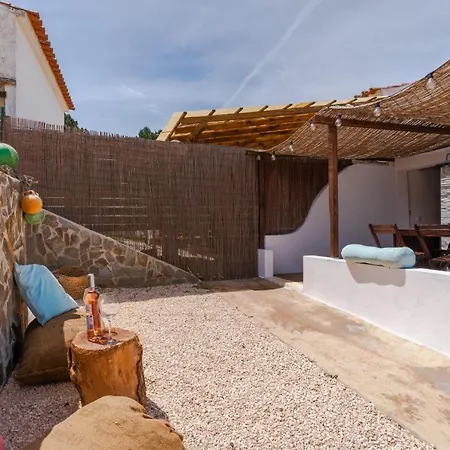 Casa Alfambras - In By Lisbeyond *