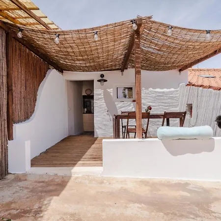 Prázdninový dům Casa Alfambras - In By Lisbeyond Aljezur