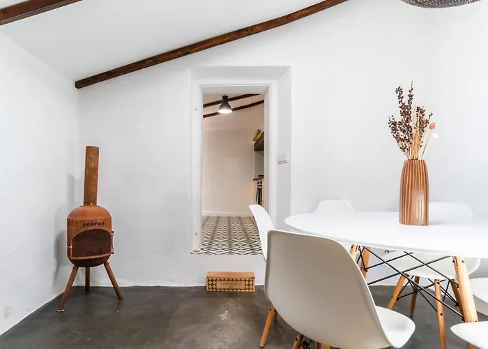 Casa Alfambras - In By Lisbeyond 펜션 *